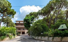 Hotel Villa Dei Pini